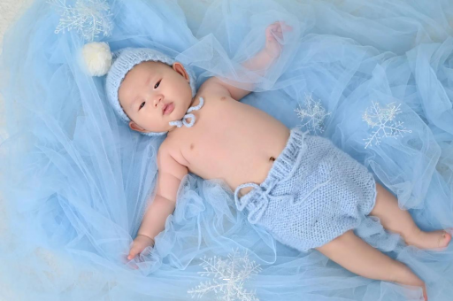 霍邱宝宝间歇性斜视